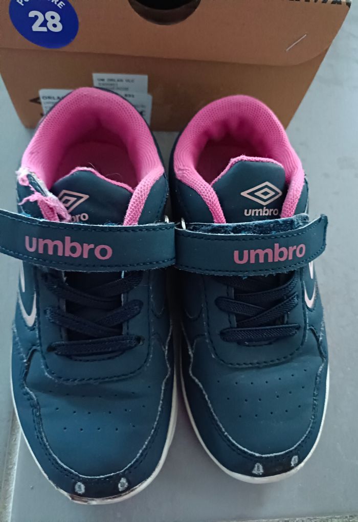 Baskets Umbro fille en 28 - photo numéro 9