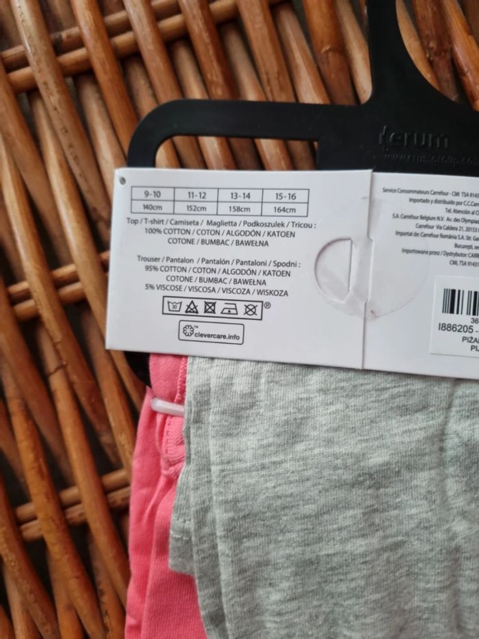 Lot de 2 pyjamas neufs fille 5/6ans - photo numéro 7