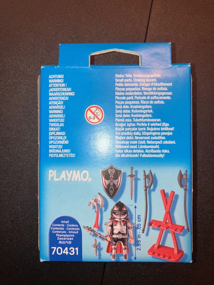 70431 - Le chevalier avec son râtelier d'armes - photo numéro 2