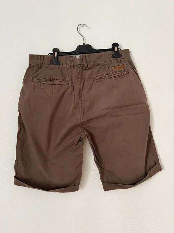 Short marron en bon état geographical norway taille 40 - photo numéro 4
