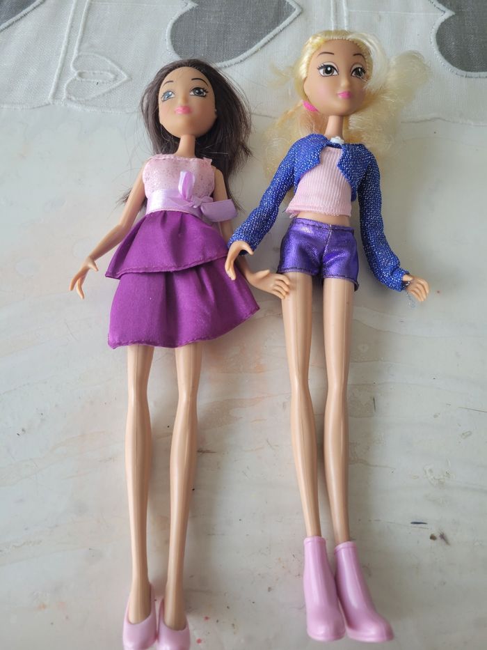 Lot de 2 poupées winx