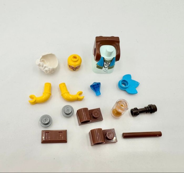 Lego Figurines Dreamzzz : Mme Castillo (visage double), sac à dos brun et argenté équipée - NEUF - photo numéro 8