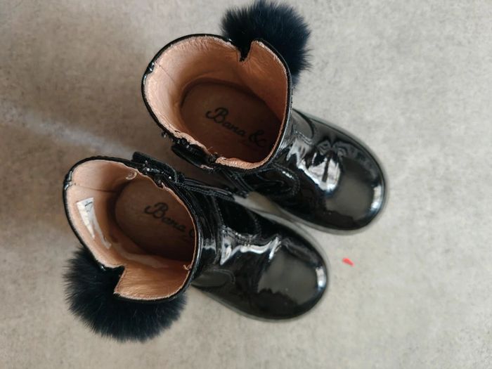 Bottines en cuir vernies bleues marines avec pompons Bana&co taille 21 - photo numéro 2