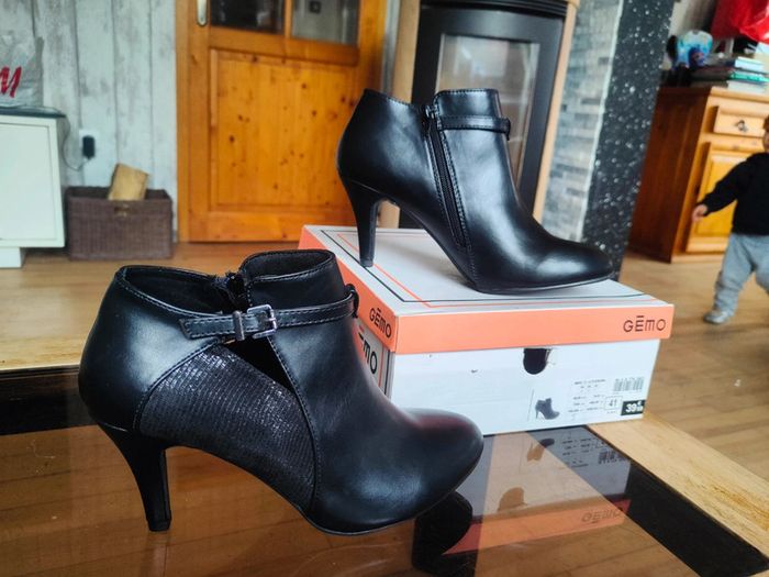 NEUF - Bottines noires 41 - photo numéro 2