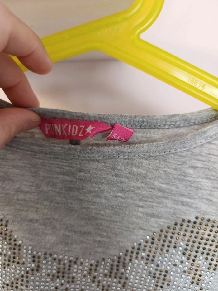 Magnifique Pull à strass Punkidz 5 ans - photo numéro 2