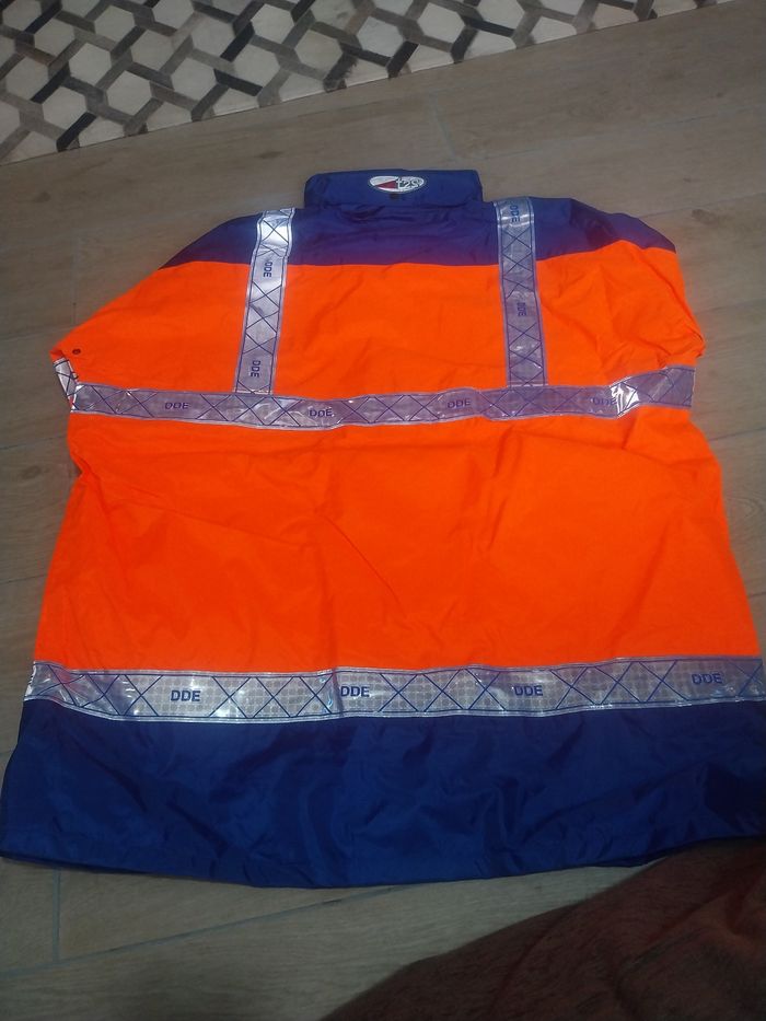 Une veste de travail - photo numéro 3