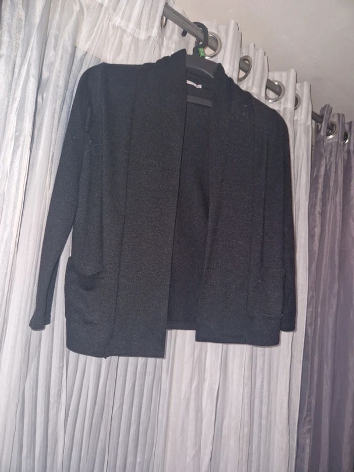 Gilet noir - photo numéro 2