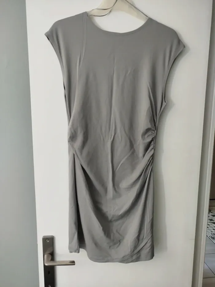 Robe courte grise Primark M