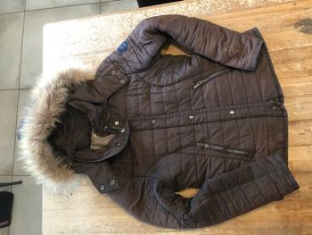 doudoune  fille ou femme  marque les petites bombes