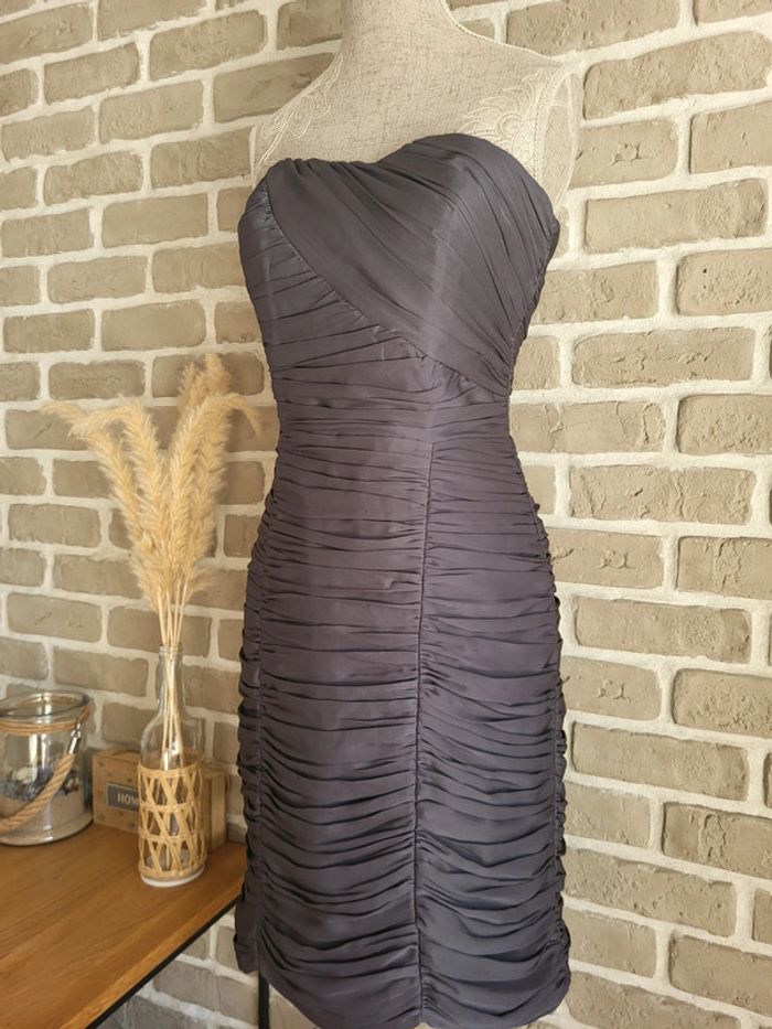 Belle robe bustier drapée gris satiné H&M - Comme neuve - photo numéro 7