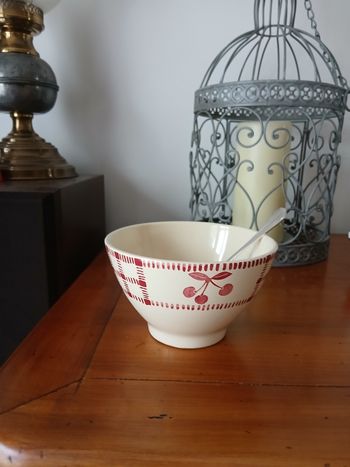 Vintage: Bol ancien campagnard +Cuillère métal argenté poinconné