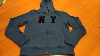 gilet à capuche taille 14 ans