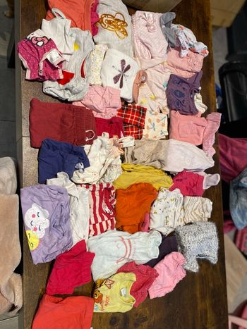Lot vêtements fille 6mois 