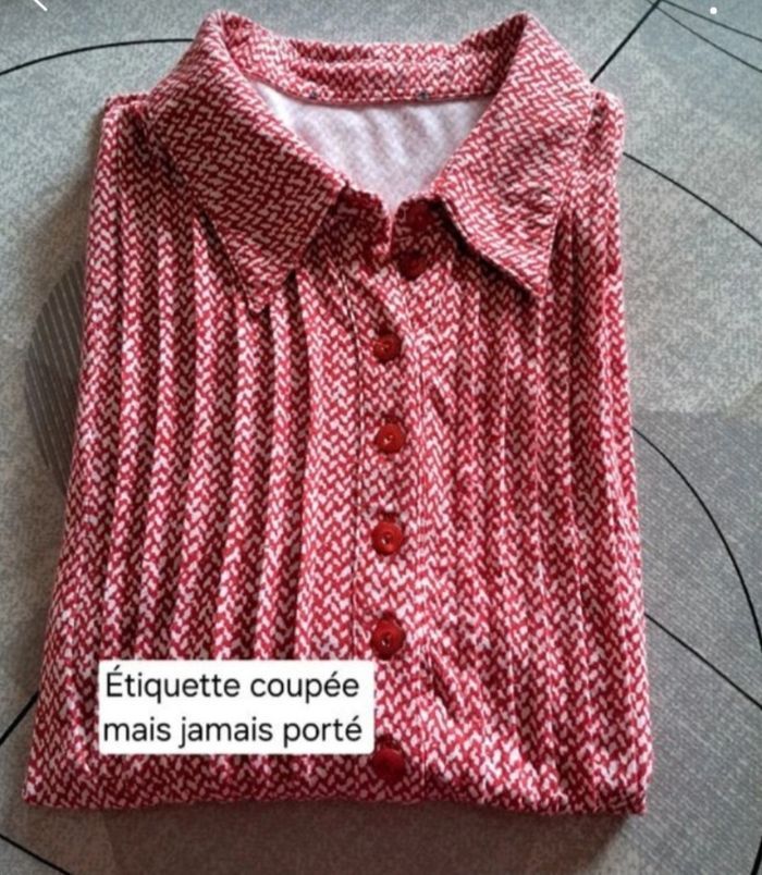 Chemisiers / polos NEUFS pour femme taille 50 - photo numéro 6