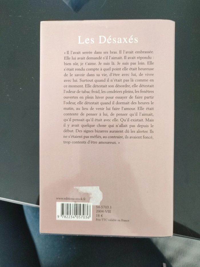 Roman Les désaxés - photo numéro 2