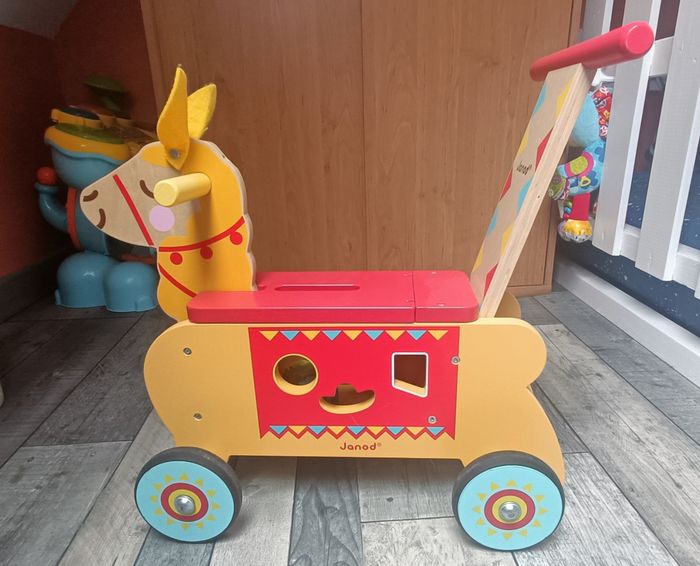 Porteur trotteur lama