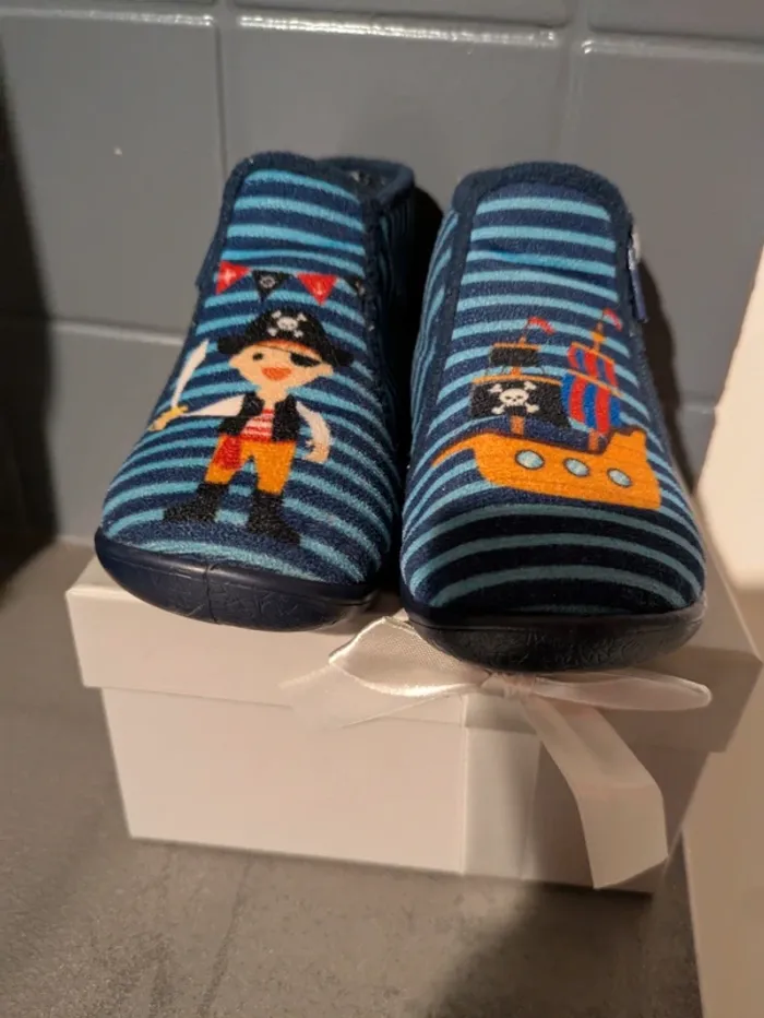 Chaussons velours garçon 22 - photo numéro 3