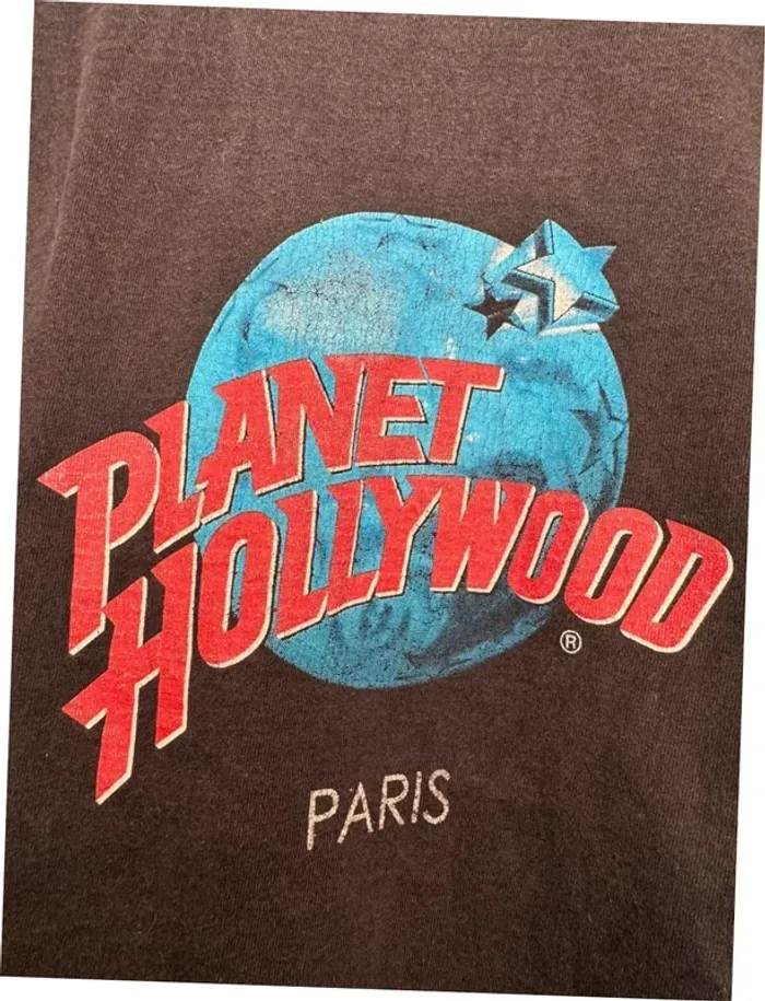 T-shirt vintage planet Hollywood - photo numéro 2