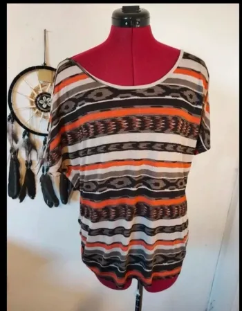 T shirt épaules découvertes