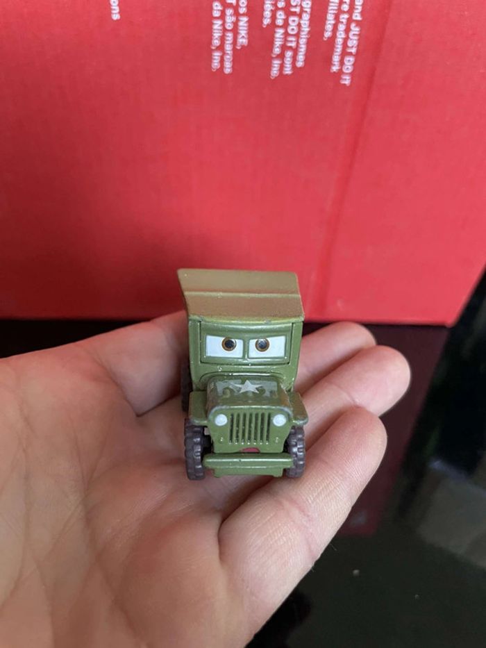 Jeep Sergent Sarge Green Cars Disney Pixar - photo numéro 7