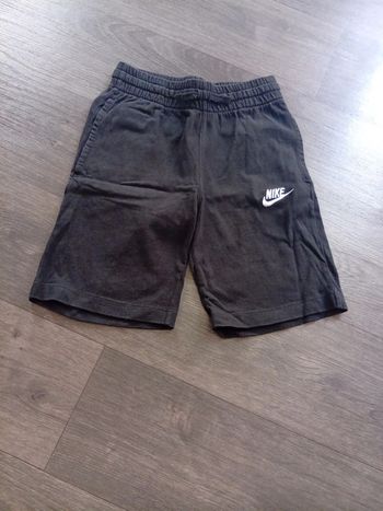 Short Nike