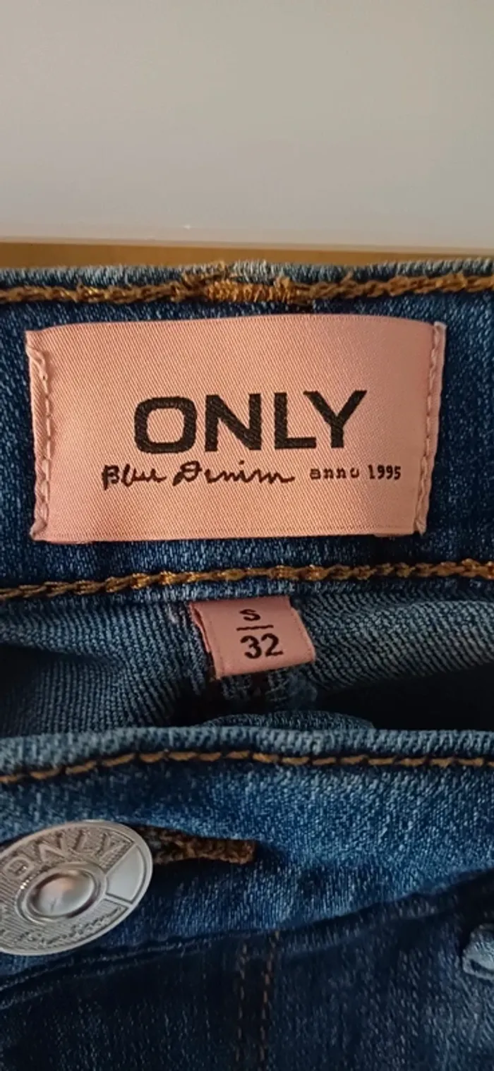 Lot de 2 jeans taille 36 – Très bon état - photo numéro 2