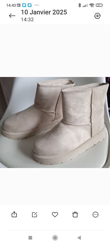 Belle bottines couleur crème 