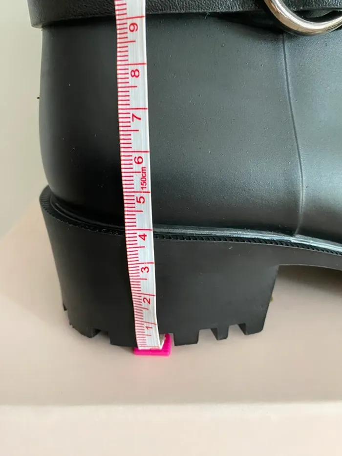 Bottines de pluie chics en caoutchouc - photo numéro 11