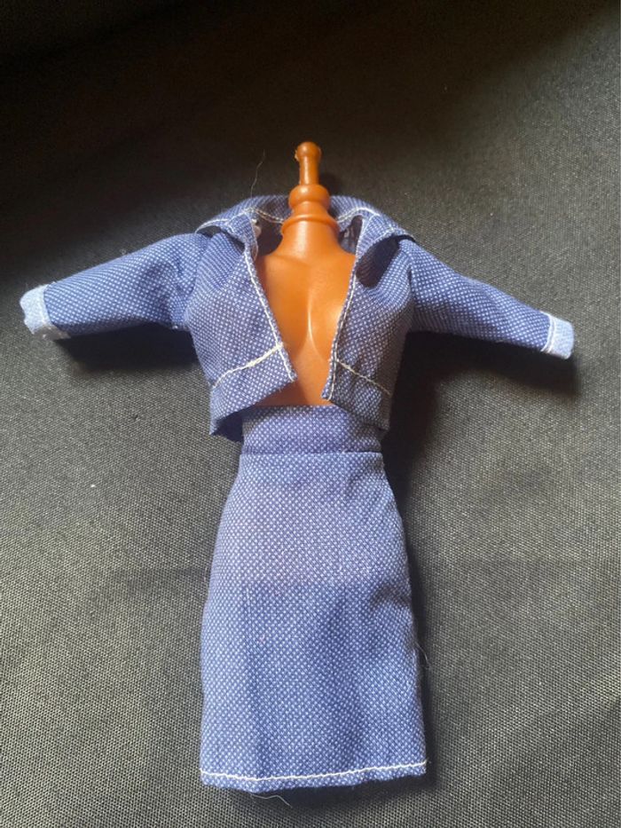 Ensemble veste et jupe poupée barbie