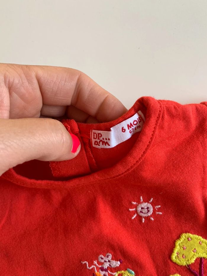 Teeshirt rouge - photo numéro 3