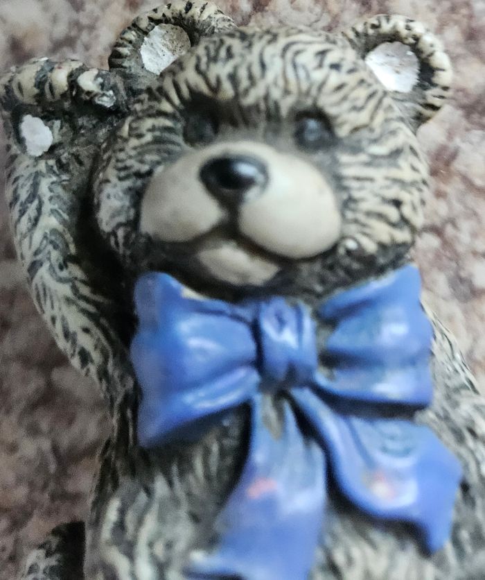 Petit ours porte bonheur bibelot - photo numéro 2