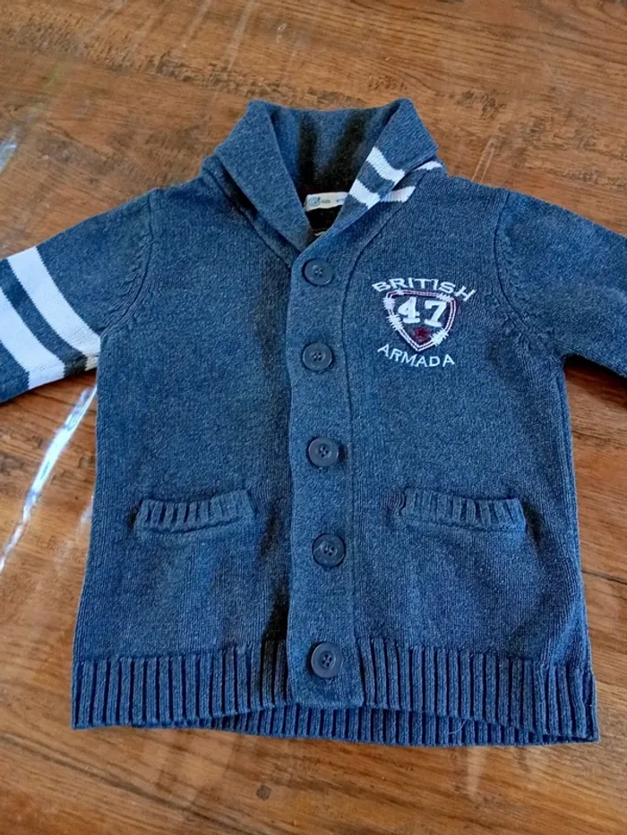 Gilet a boutons - photo numéro 2
