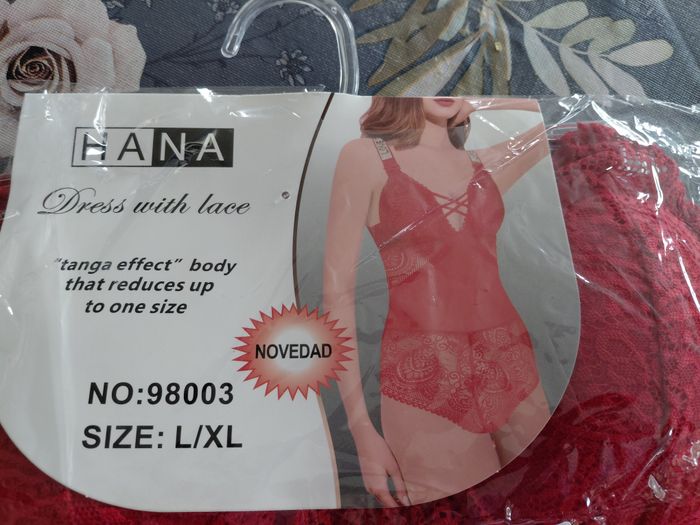 body dentelle rouge - L/XL - neuf - hana - photo numéro 1
