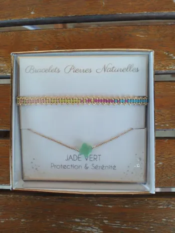 Lot de 2 bracelets dorés en pierres naturelles