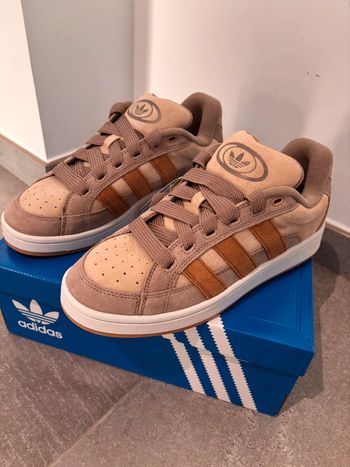 Baskets Adidas Campus 00s Taille 42 2/3