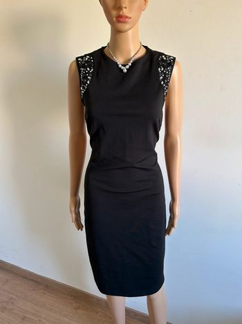 Robe noire avec strass Yessica taille française 38 jamais portée