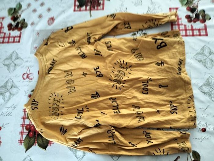 T-shirt manches longues moutarde kiabi (5 ans) 108-113 cm - photo numéro 4