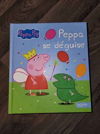 Livre peppa se déguise