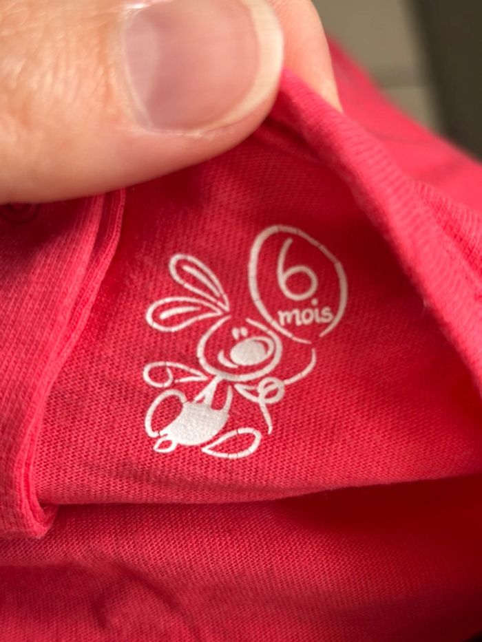 Lot 2 t-shirts manches longues 6 mois - photo numéro 8