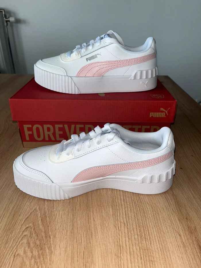 Baskets , Puma Carina , Femmes , Taille 36 , neuves