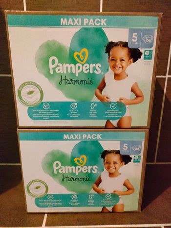 Pampers taille 5 lot de 2 cartons