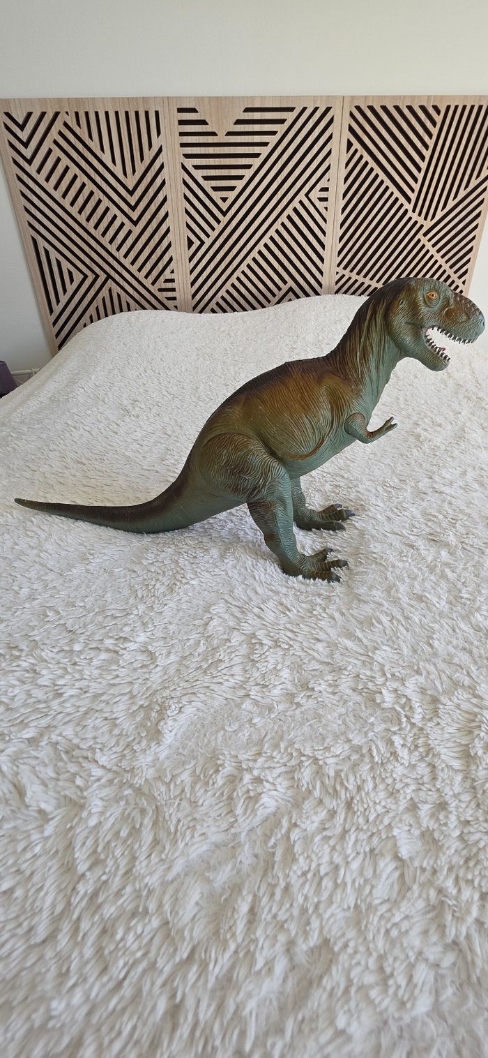 Grand dinosaure - photo numéro 3