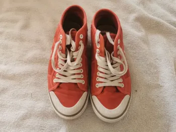 Baskets TBS Taille 38