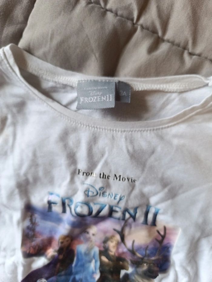 T-shirt manches longues reine des neiges taille 3 ans - photo numéro 3