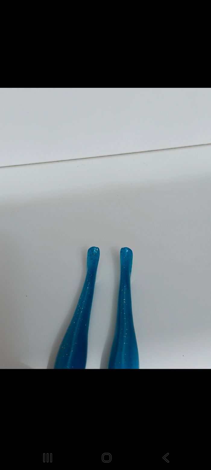 Poupée mattel barbie Color Reveal série 7 fête bleu et ballon gtl82
Poupée et ensemble compris - photo numéro 7