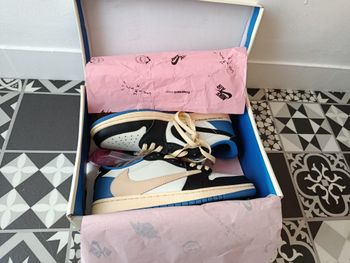 Air Jordan 1 Low OG SP X Travis Scott X Fragment design