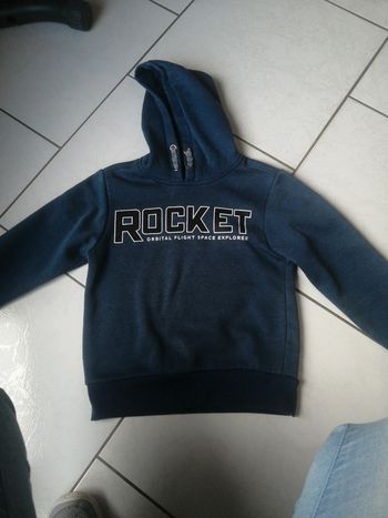 Sweat a capuche 134/140