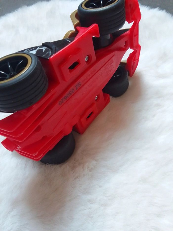 Voiture de course - photo numéro 6