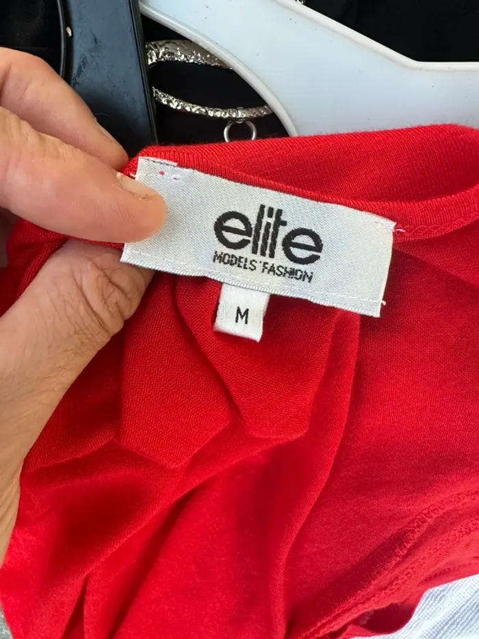 🌺Ensemble Élite rouge et blanc Taille M🌸 - photo numéro 11