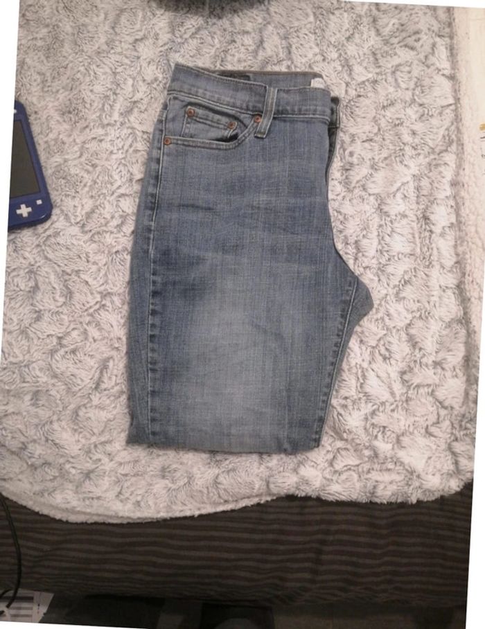Jean femme Levi's taille 44 - photo numéro 15